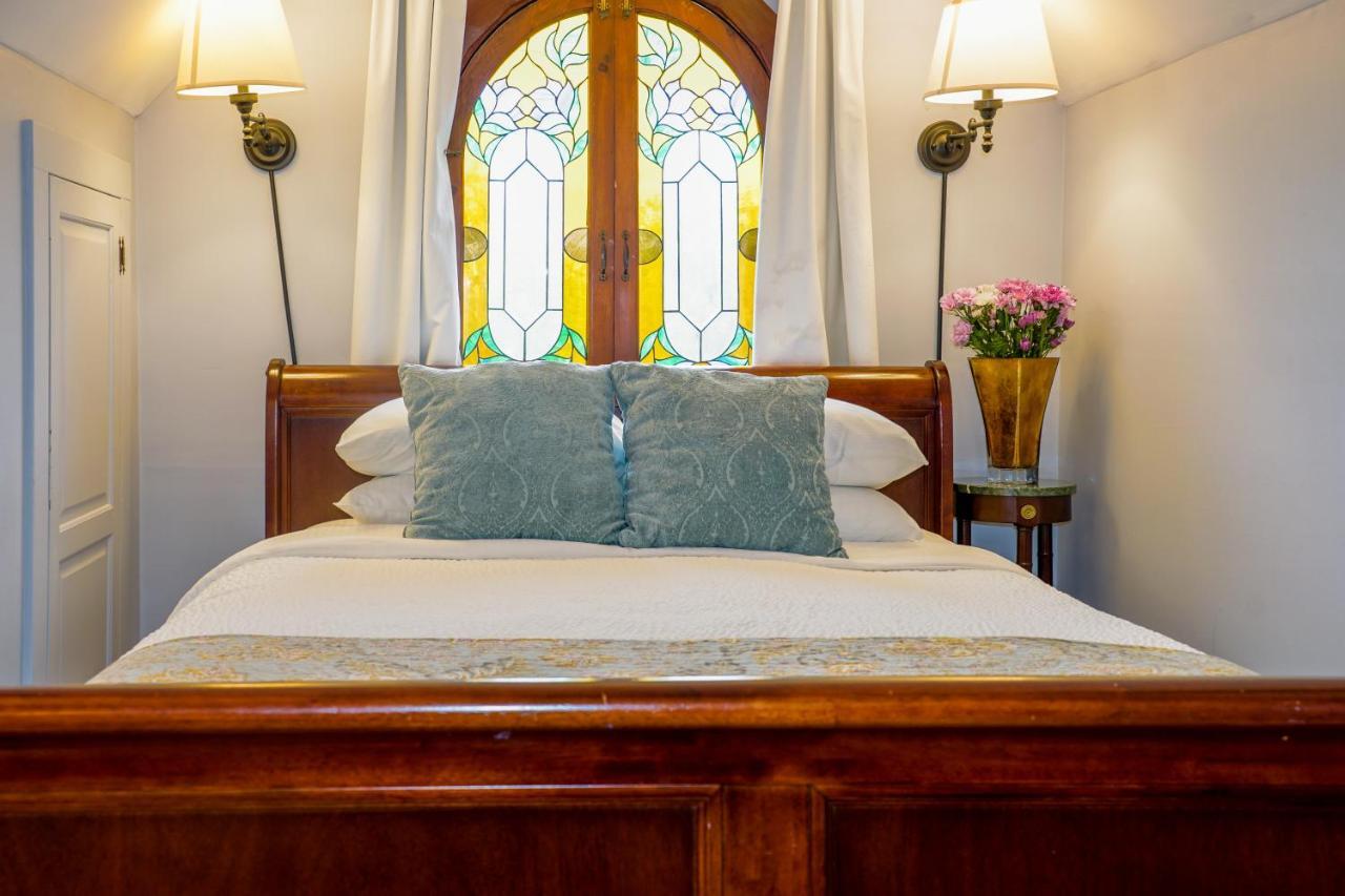 Sweetwater Branch Inn เกนส์วิลล์ ภายนอก รูปภาพ