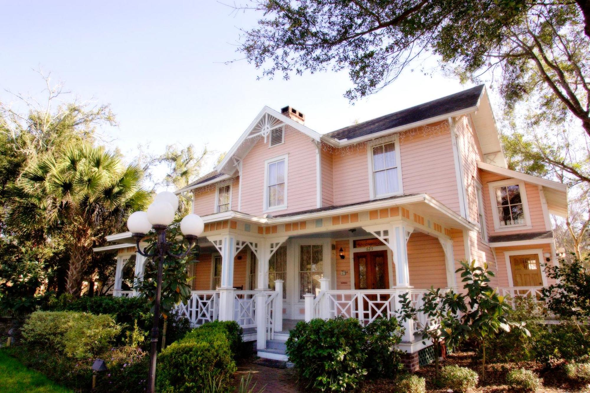 Sweetwater Branch Inn เกนส์วิลล์ ภายนอก รูปภาพ